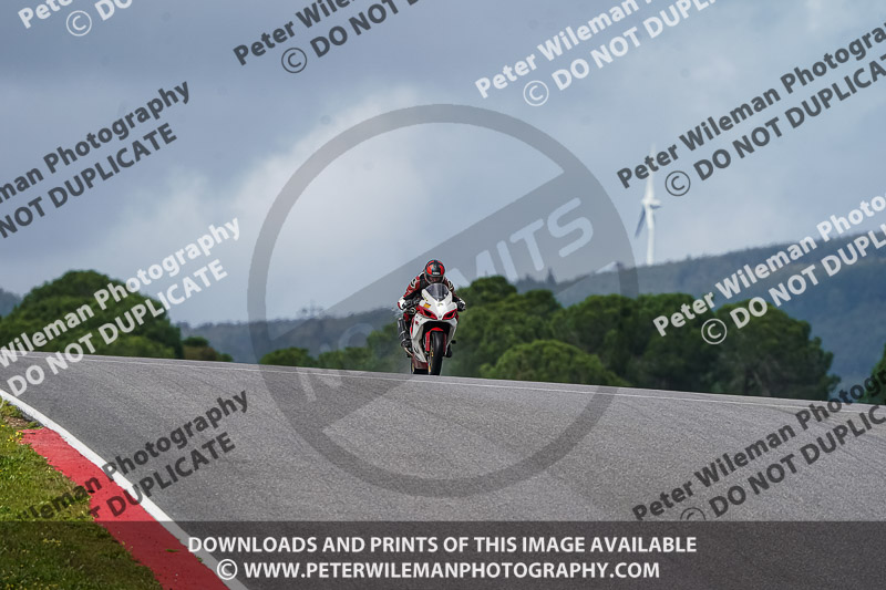 motorbikes;no limits;peter wileman photography;portimao;portugal;trackday digital images